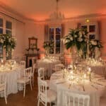 exclusivity_luxury_wedding_venue_in_provence_exclusivité_lieu_réception_de_luxe_provence_venue_south_france_exclusivity_chateau_tables_flowers